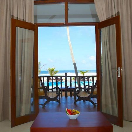 Whispering Palms Hotel Bentota Exteriér fotografie