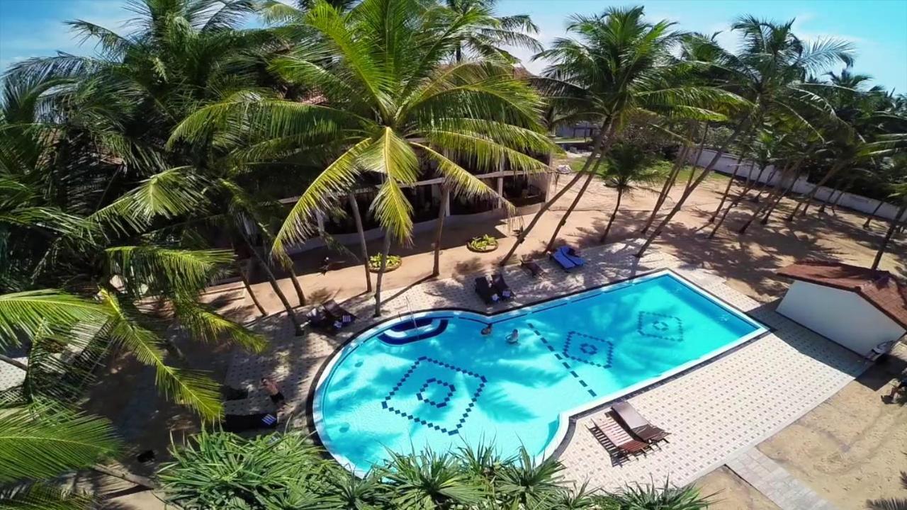 Whispering Palms Hotel Bentota Exteriér fotografie