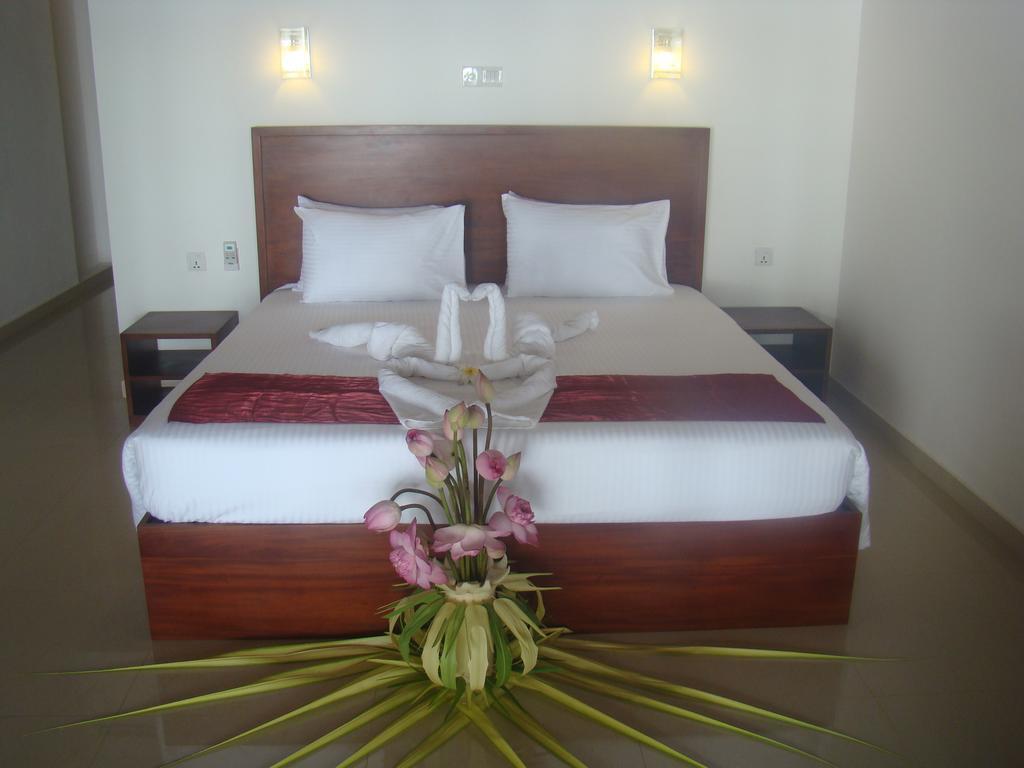 Whispering Palms Hotel Bentota Exteriér fotografie